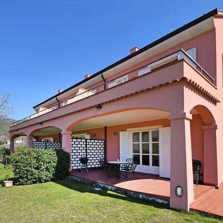 Locazione Turistica Rosa Prázdninový dům