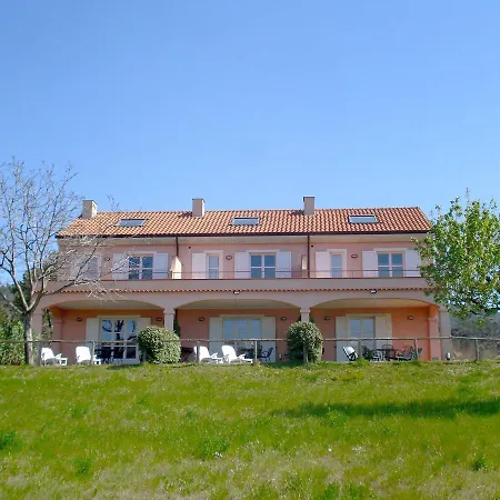 Locazione Turistica Rosa Prázdninový dům *