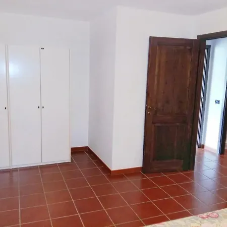 Locazione Turistica Rosa Vakantiehuis *